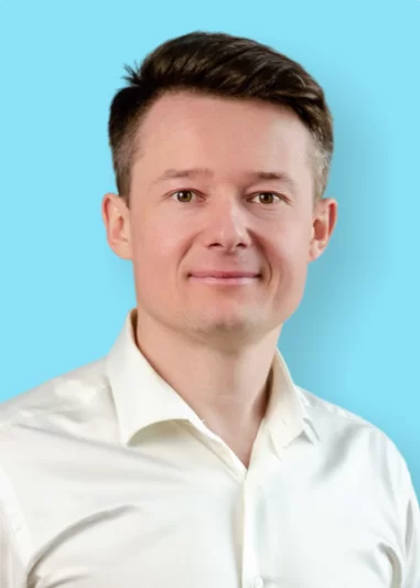 Антон Стадник